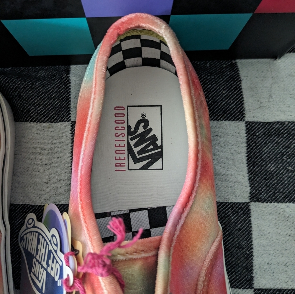 Vans Authentic 44 D Multicolor Felt Women 10.5 Irene Is Good Release 10/28/2022 - Picture 7 of 11